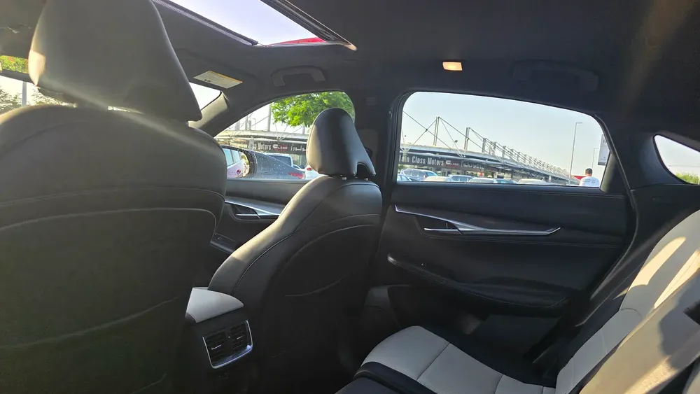 QX55 Essential 2023 GCC Specs - Zero km - Image 8