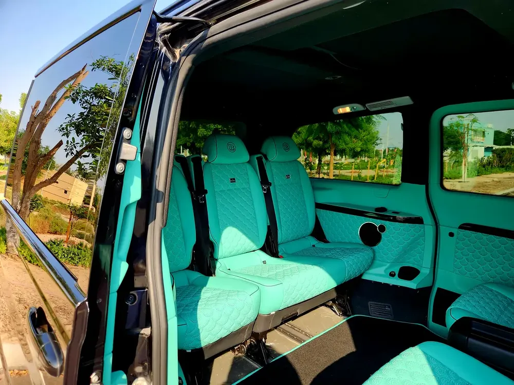 Vaino V6 GCC Gargash low mileage VIP Edition - Image 8