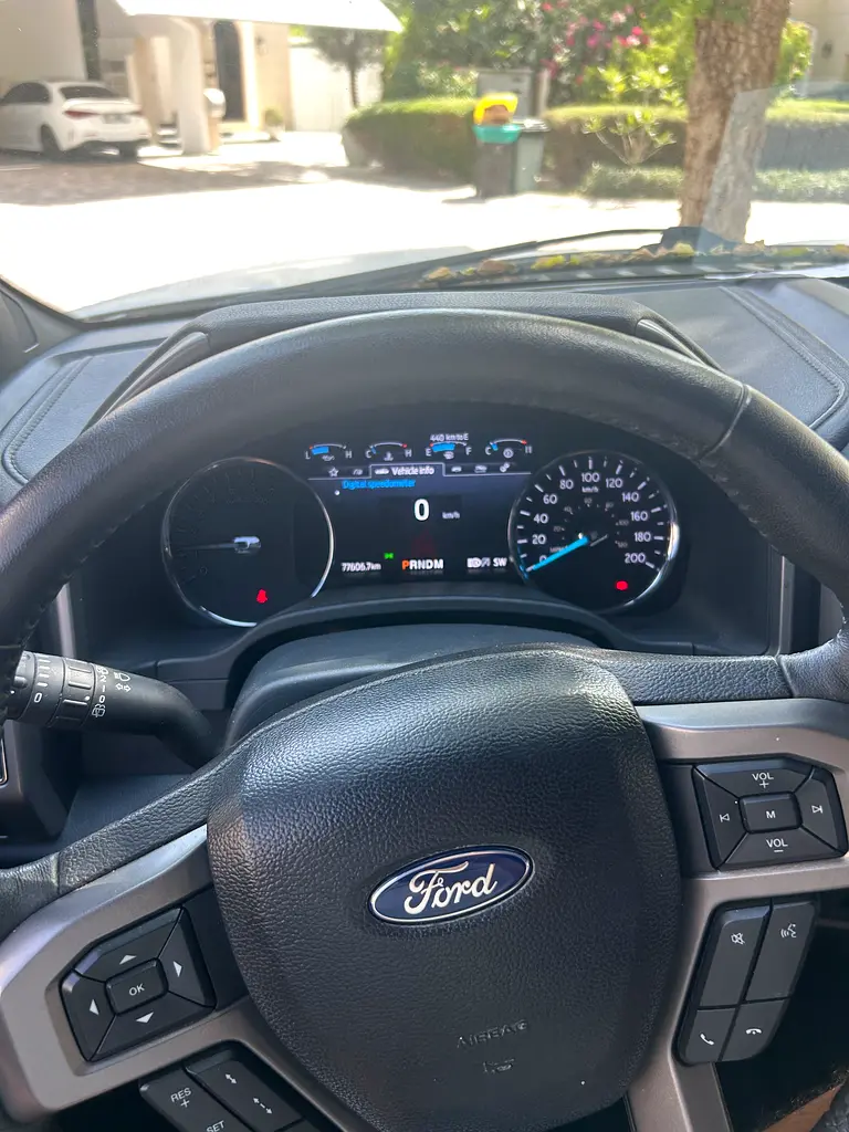 Ford Expedition XLT 2021 GCC Specs in perfect condition - Image 13