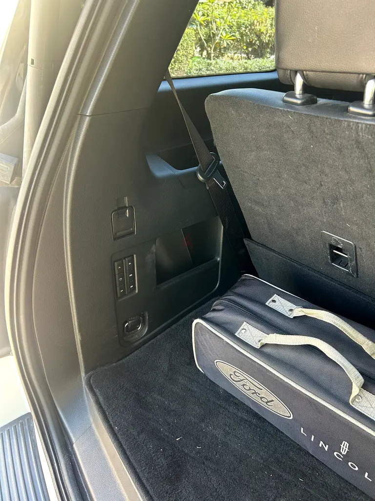 Ford Expedition XLT 2021 GCC Specs in perfect condition - Image 5