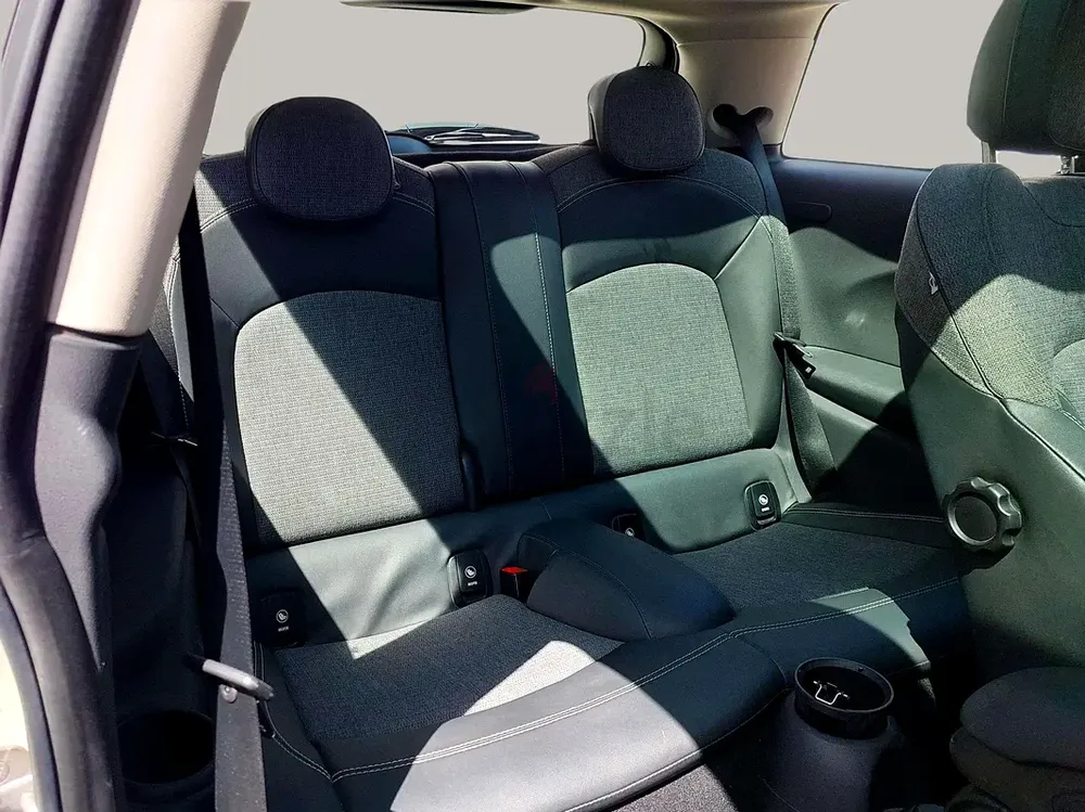 AED 1714/month | 2015 MINI Cooper  | GCC Specs | Ref#467560 - Image 13