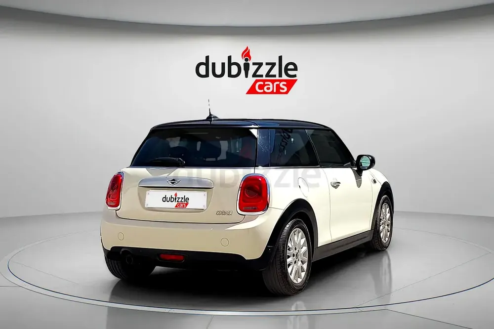 AED 1714/month | 2015 MINI Cooper  | GCC Specs | Ref#467560 - Image 6