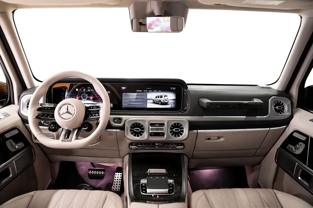 2022 I MERCEDES G63 AMG  I GCC I 5 YEARS WARRANTY AND SERVICE CONTRACT  I - Image 16