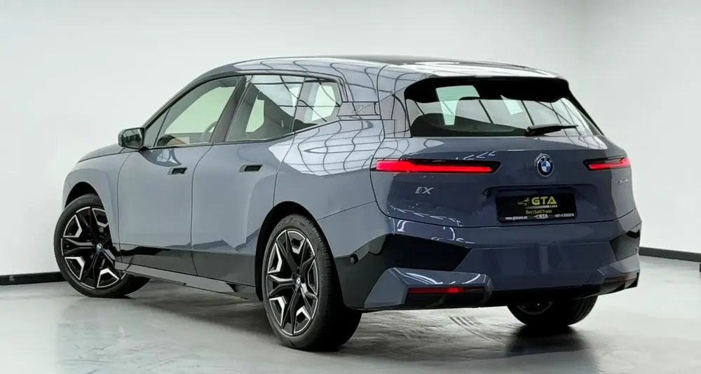 2023 BMW iX xDrive40, 2027 BMW Warranty, 2028 BMW Service Pack, Low Km, Fully Loaded, GCC - Image 6