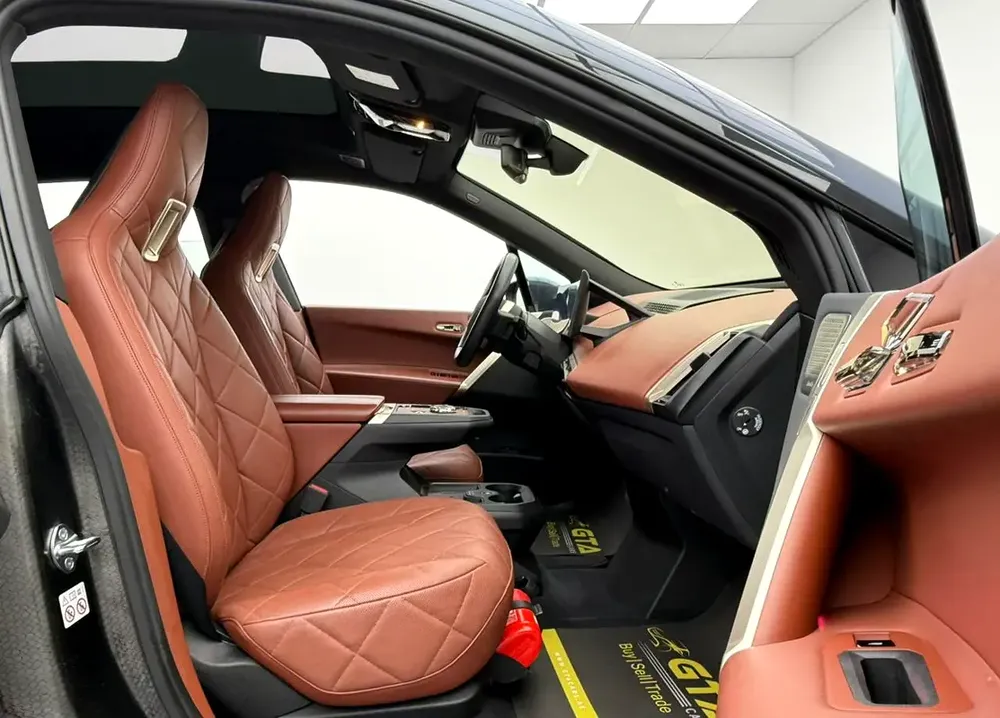 2023 BMW iX xDrive40, 2027 BMW Warranty, 2028 BMW Service Pack, Low Km, Fully Loaded, GCC - Image 9
