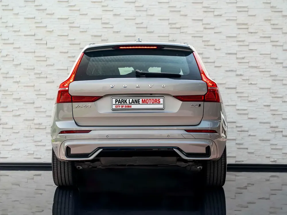 0% DOWN PAYMENT | THE MAY ADVANTAGE | RELIABLE DAILY | XC60 B5 Ultimate Dark | WARRANTY - Image 4