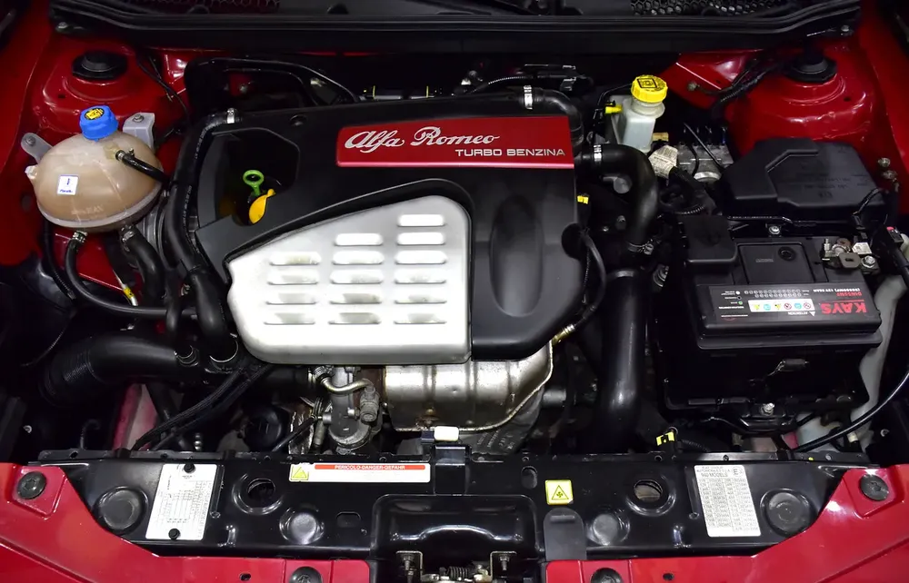 EXCELLENT DEAL for our Alfa Romeo Giulietta ( 2013 Model ) in Red Color Japanese Specs - Image 16