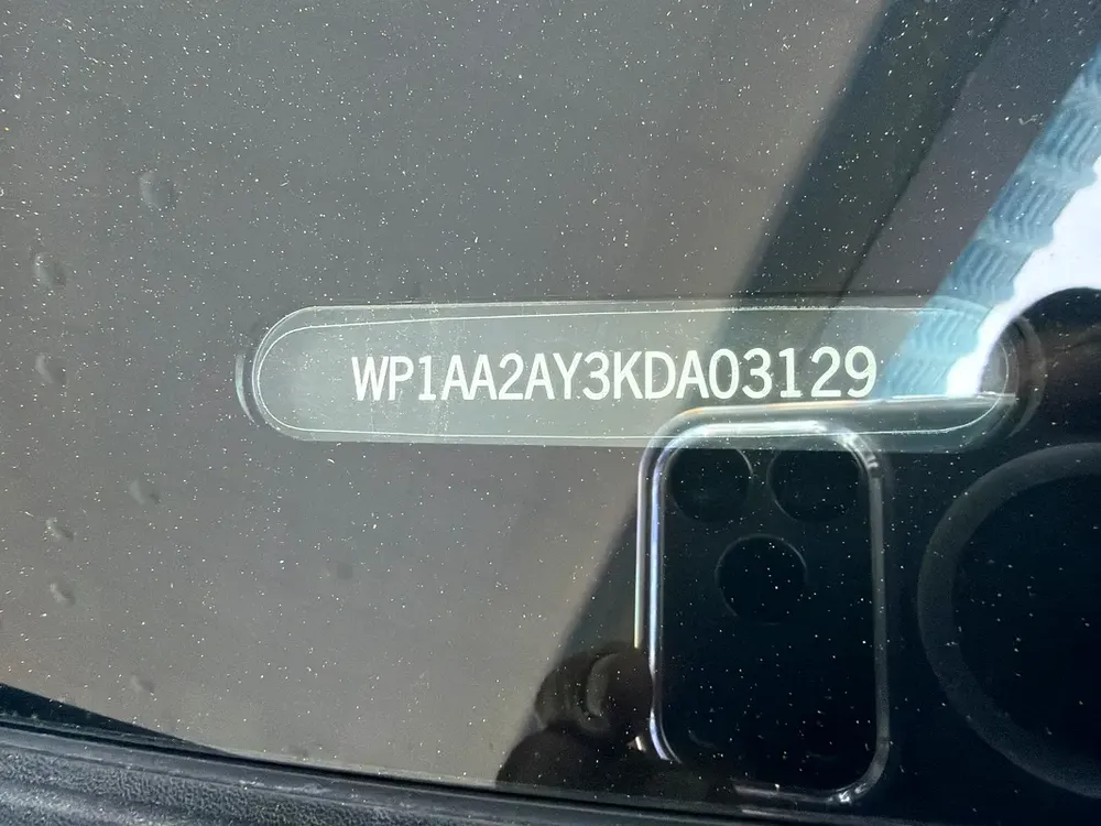 2019 Porsche Cayenne - GCC Specs - Image 16