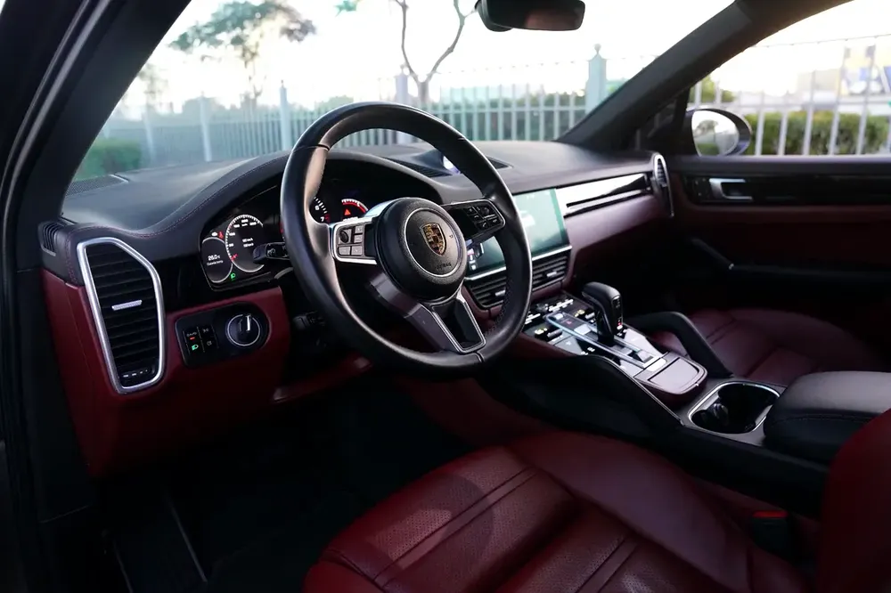 2019 Porsche Cayenne - GCC Specs - Image 6