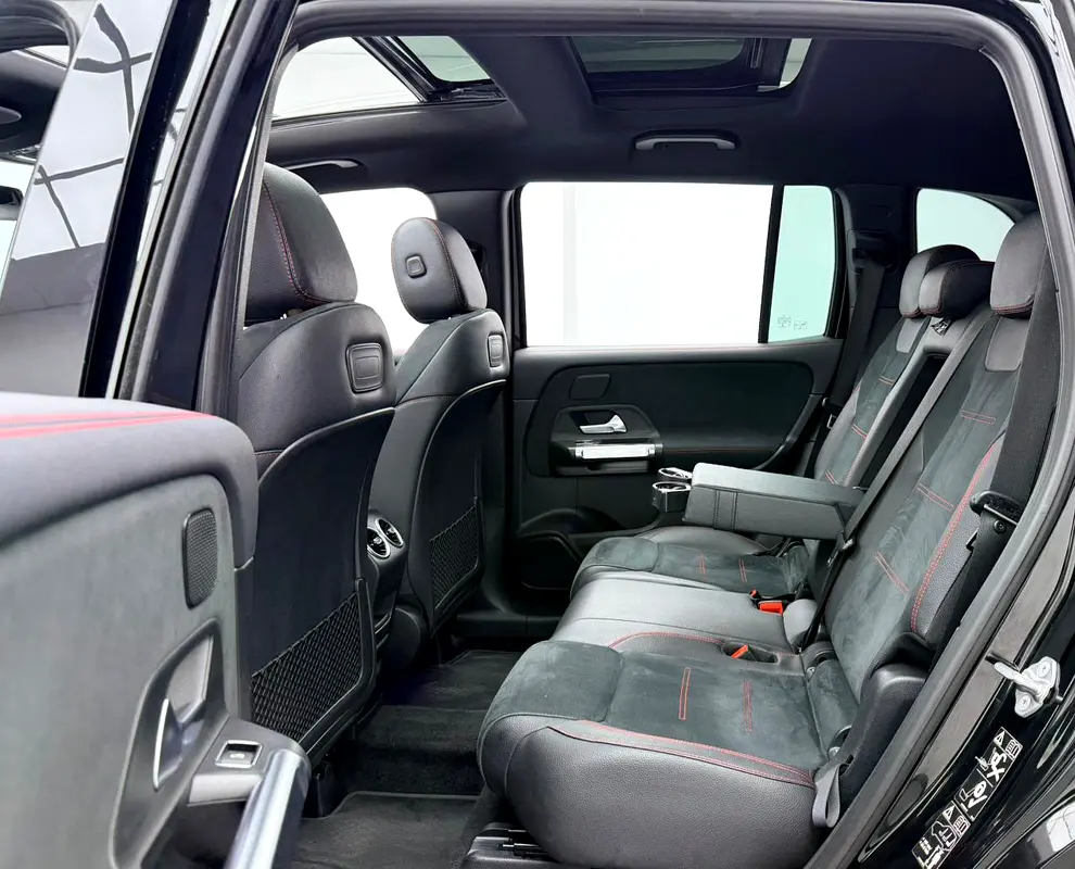 2021 Mercedes-Benz GLB 250 4MATIC, Warranty, Full Service History, GCC - Image 16