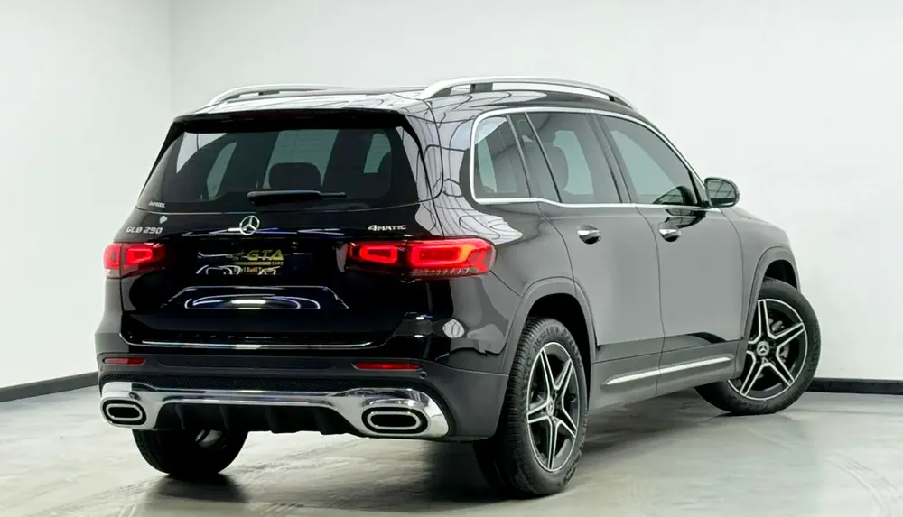 2021 Mercedes-Benz GLB 250 4MATIC, Warranty, Full Service History, GCC - Image 6