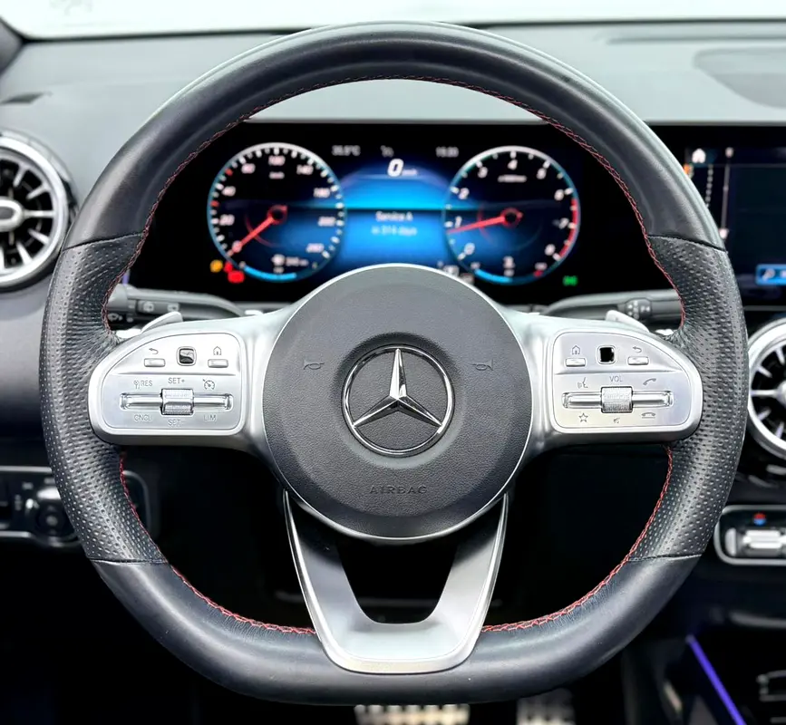 2021 Mercedes-Benz GLB 250 4MATIC, Warranty, Full Service History, GCC - Image 7