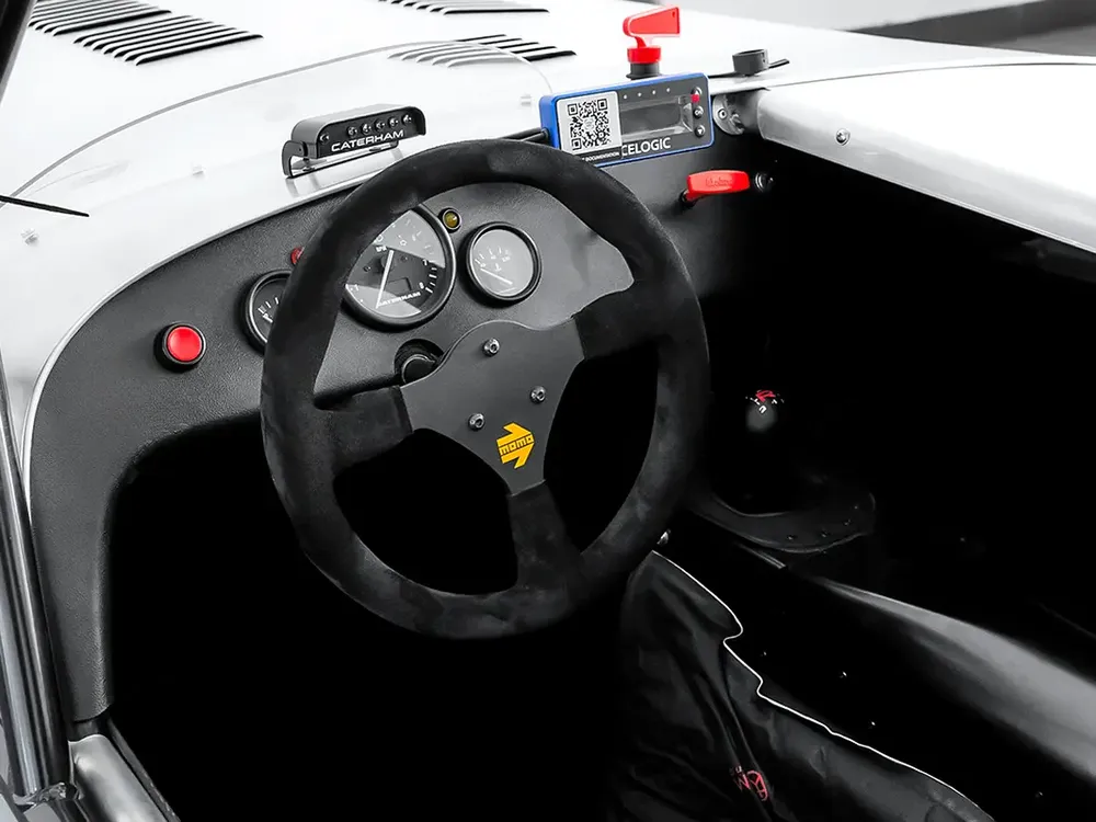 2025 Caterham 420 Race Car / Caterham Race Series inc. 14 Races + Spares Pack  Racing License - Image 8