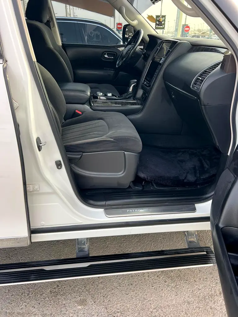 Nissan Patrol SE 2020 GCC Specs - Excellent Condition - Image 17