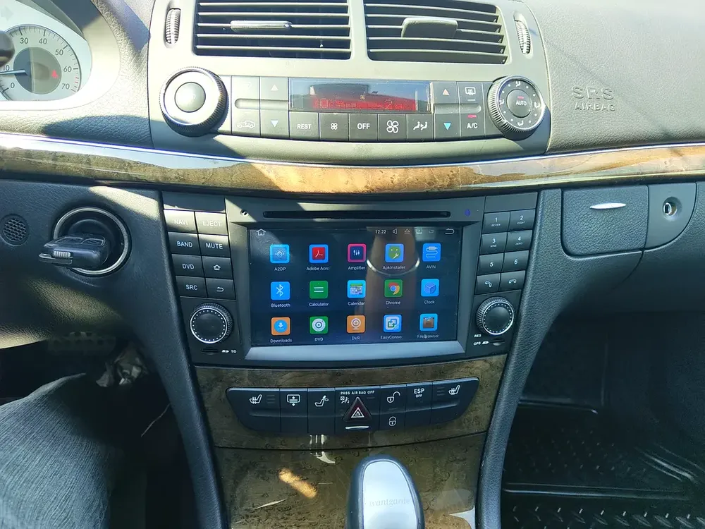 2005 Mercedes-Benz E350 Avantgarde - Japanese specs - excellent condition - Image 10