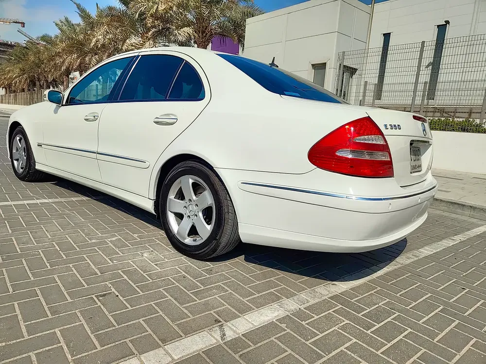2005 Mercedes-Benz E350 Avantgarde - Japanese specs - excellent condition - Image 4