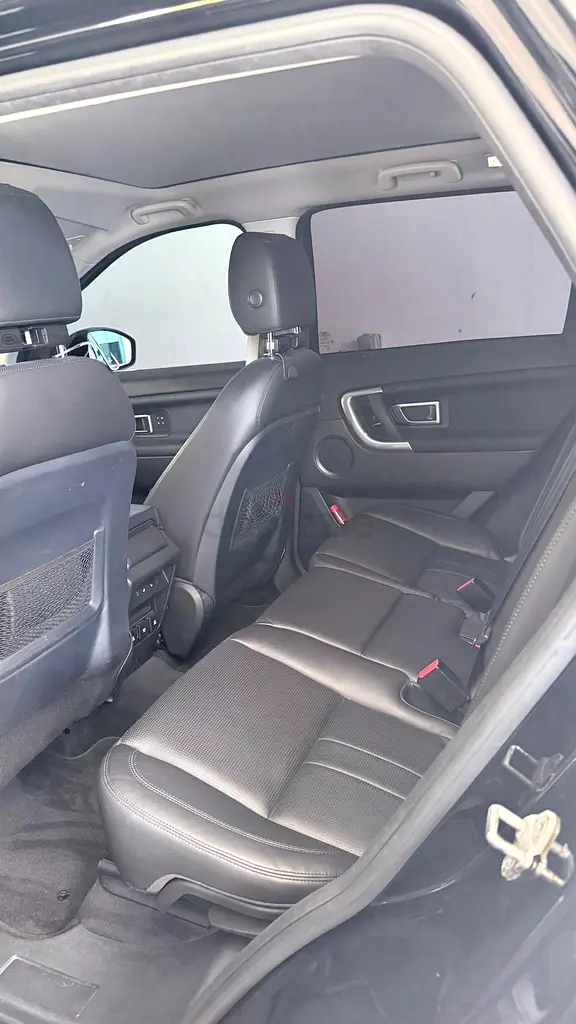 2019 Land Rover Discovery Sport HSE | American Specs | Pristine Condition - Image 6