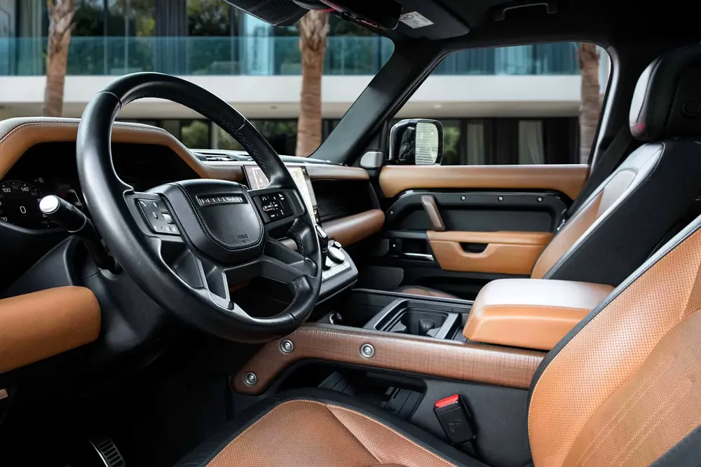 4,505 P.M |  Defender X P400 | 0% Downpayment | Land Rover Warranty! - Image 9