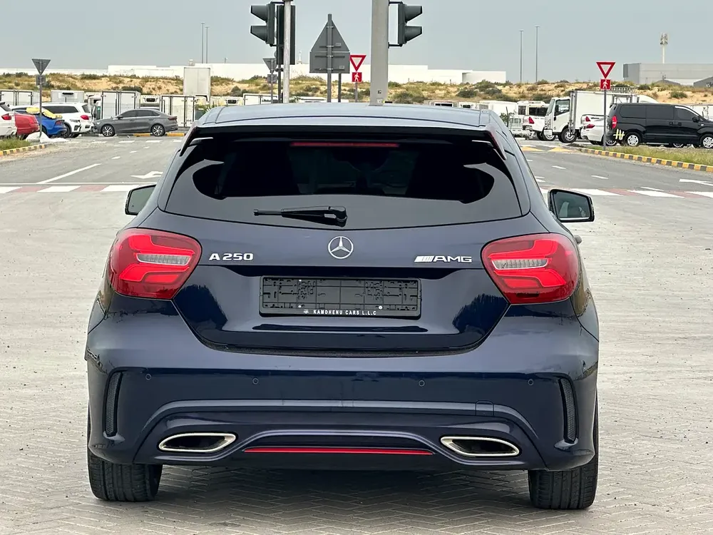 Mercedes-Benz A-Class A 250 AMG Sport 2018 GCC Specs AMG  FULL OPTION PANORAMIC ONE OWNER - Image 16