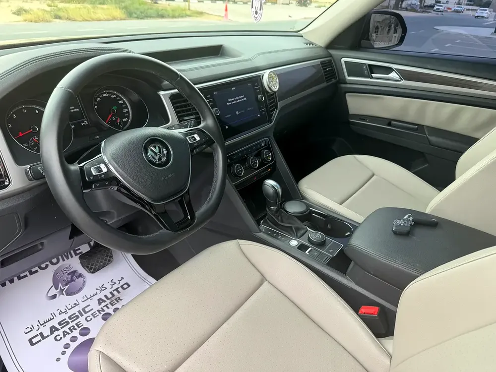 Volkswagen Teramont 2019 full option free accident - Image 12