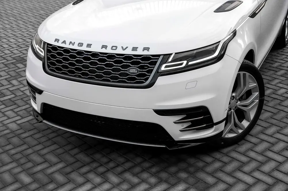 2,546 P.M |  Range Rover Velar R-Dynamic SE | 0% Downpayment | RANGE ROVER HISTORY! - Image 7