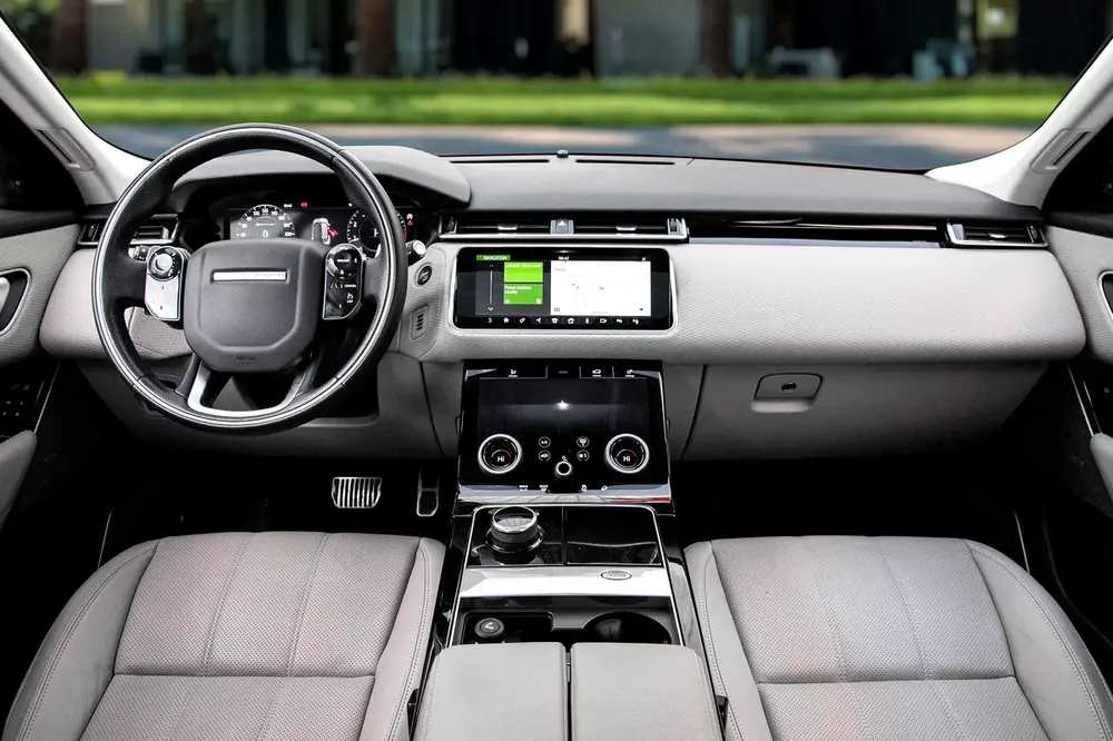 2,546 P.M |  Range Rover Velar R-Dynamic SE | 0% Downpayment | RANGE ROVER HISTORY! - Image 8