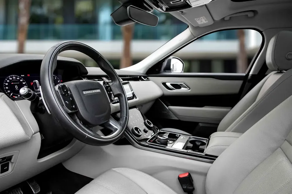 2,546 P.M |  Range Rover Velar R-Dynamic SE | 0% Downpayment | RANGE ROVER HISTORY! - Image 9