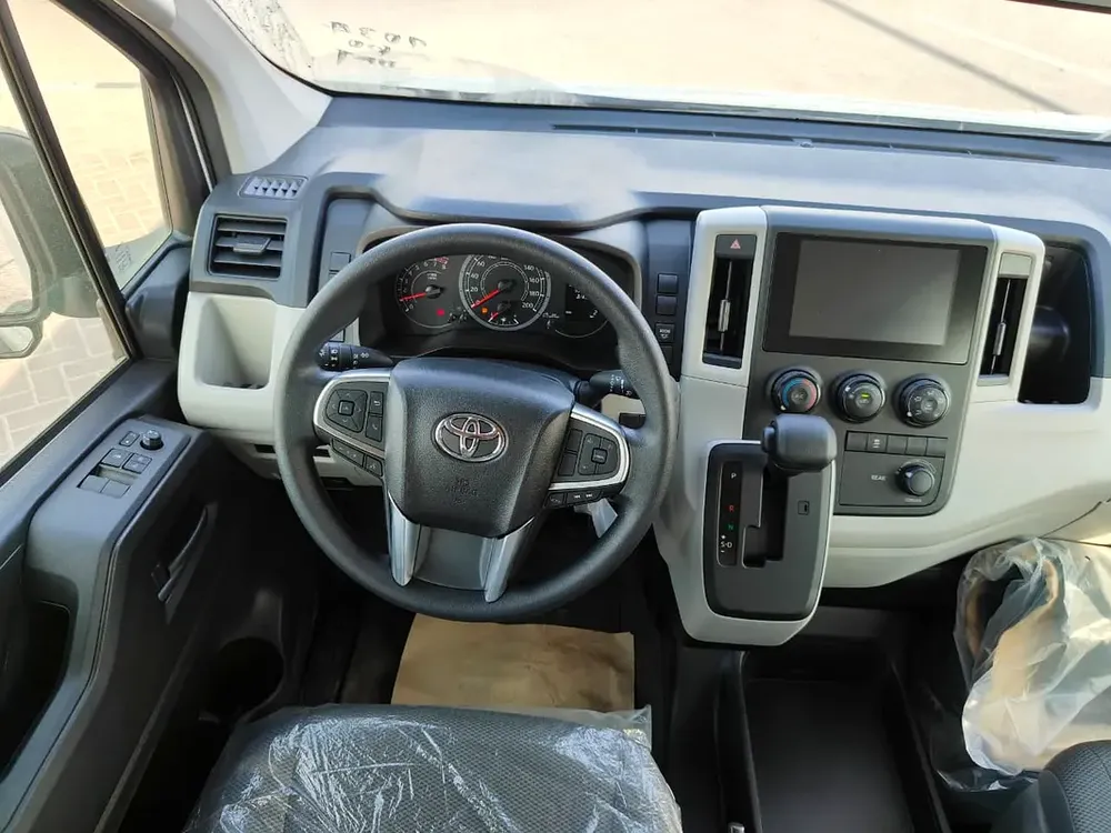 2026 Toyota Hiace GL 13-Seater High-Roof Full-Option 3.5L V6 Petrol A/T RWD Export Only - Image 12