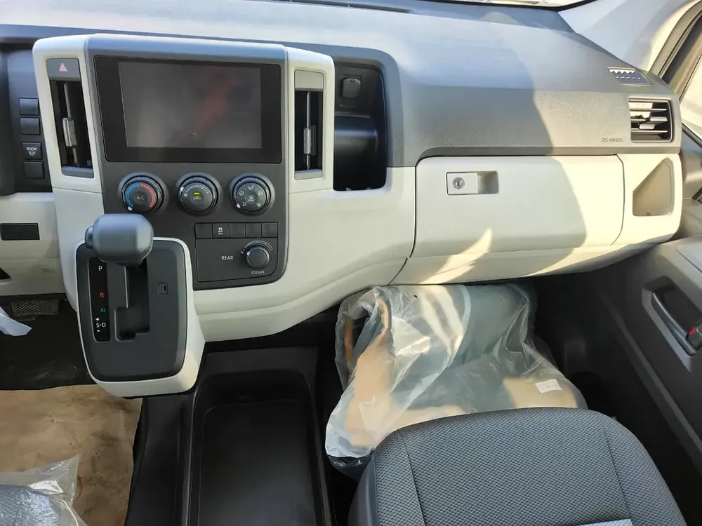 2026 Toyota Hiace GL 13-Seater High-Roof Full-Option 3.5L V6 Petrol A/T RWD Export Only - Image 14