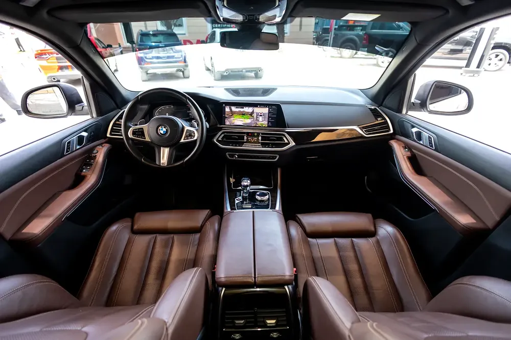 BMW X5 xDrive40i Luxury 2020 GCC | Warranty - Image 12