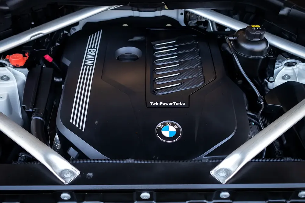 BMW X5 xDrive40i Luxury 2020 GCC | Warranty - Image 9