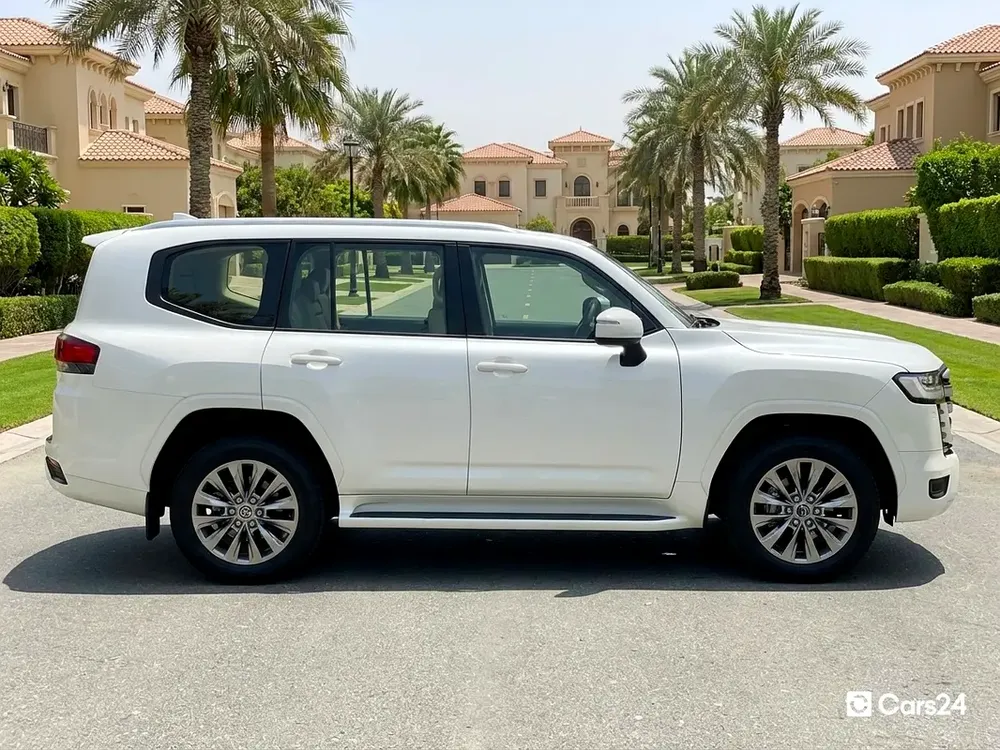 AED 3,399/m | Free 3 Months Warranty | Service History | TOYOTA LAND CRUISER 2024 - Image 7