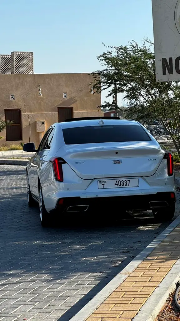 Cadilac at4 luxury GCC - Image 4