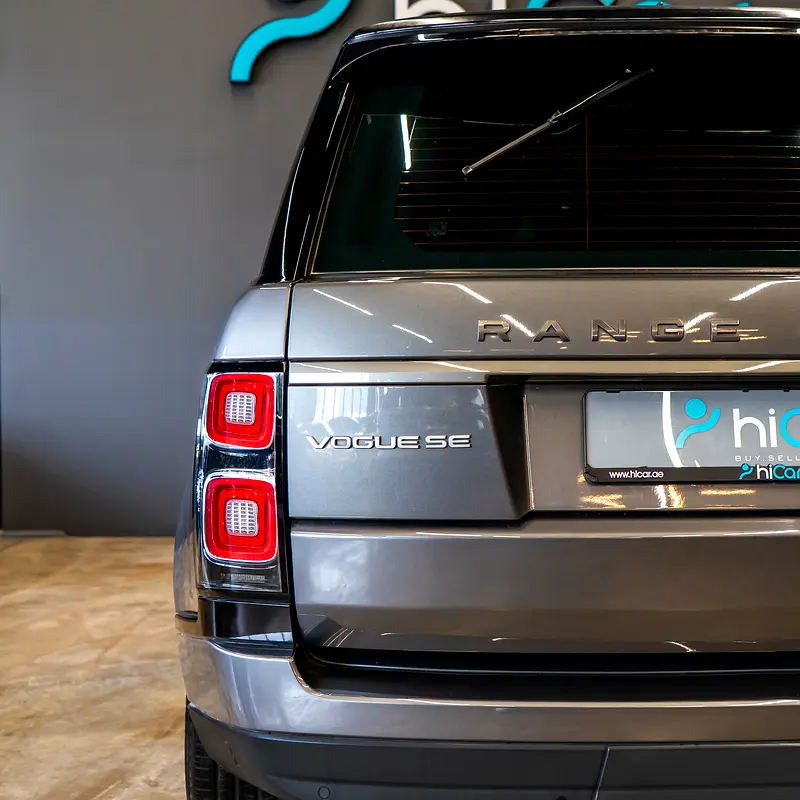 AED 2,682  pm • 0% Downpayment • Range Rover Vogue SE   • 1 Year Warranty - Image 6
