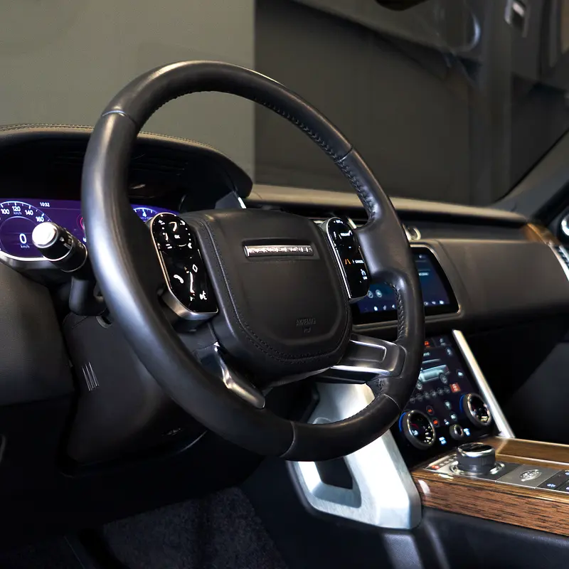 AED 2,682  pm • 0% Downpayment • Range Rover Vogue SE   • 1 Year Warranty - Image 9