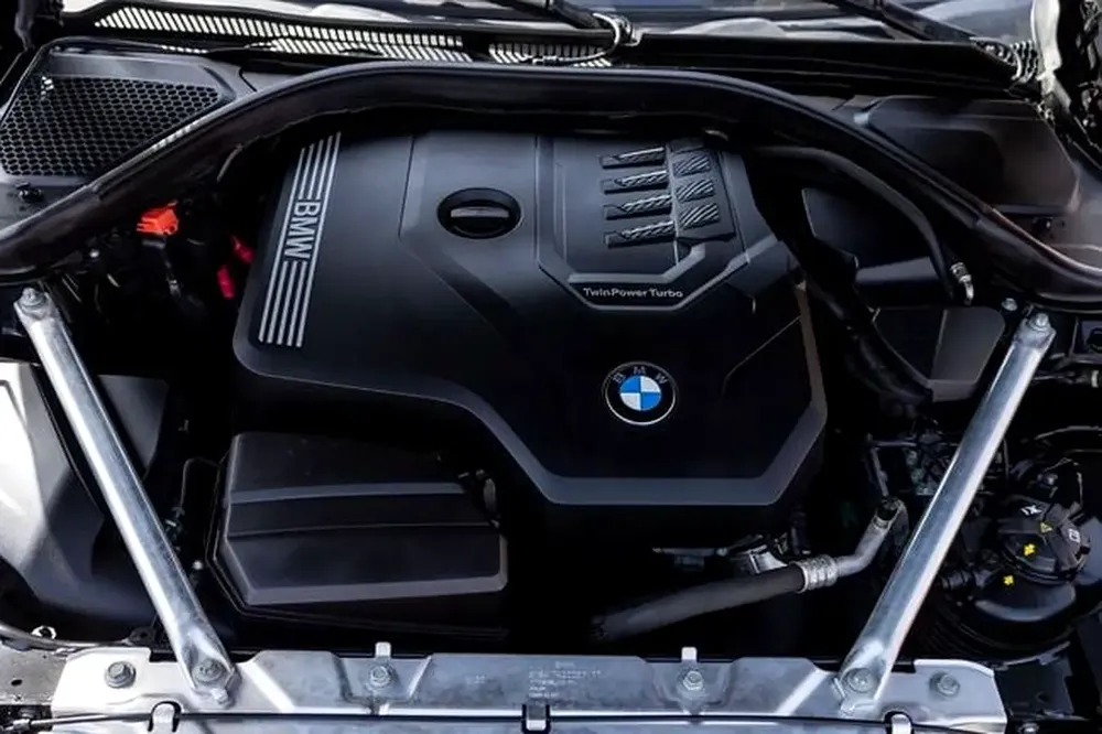 2023 BMW 420i Convertible GCC Specs - With 0% Downpayment EMI starts from 2400 - Image 9