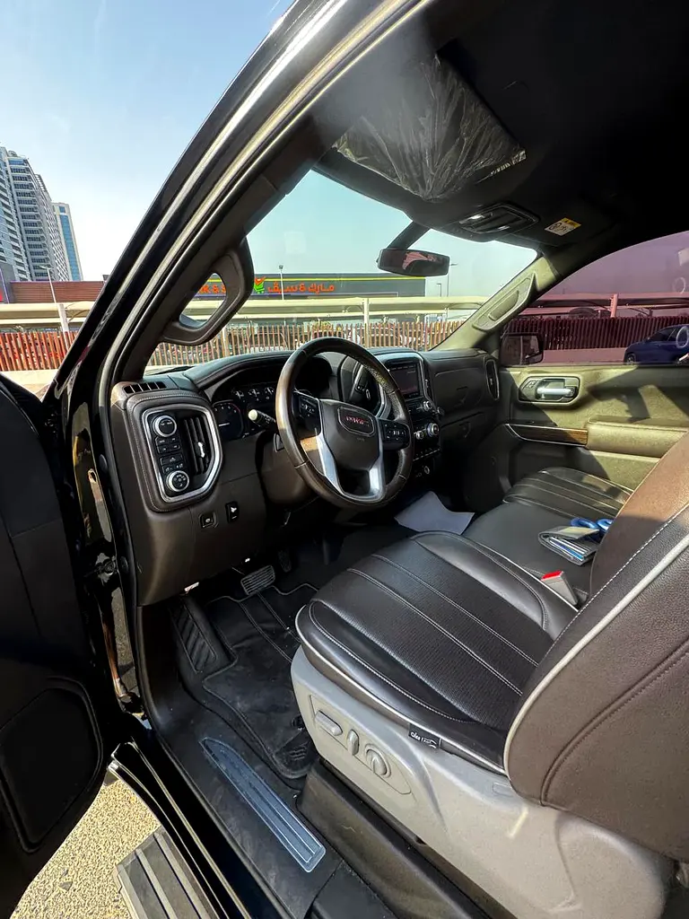 GMC SIERRA 2021 GCC IN PERFECT CONDITION - Image 17