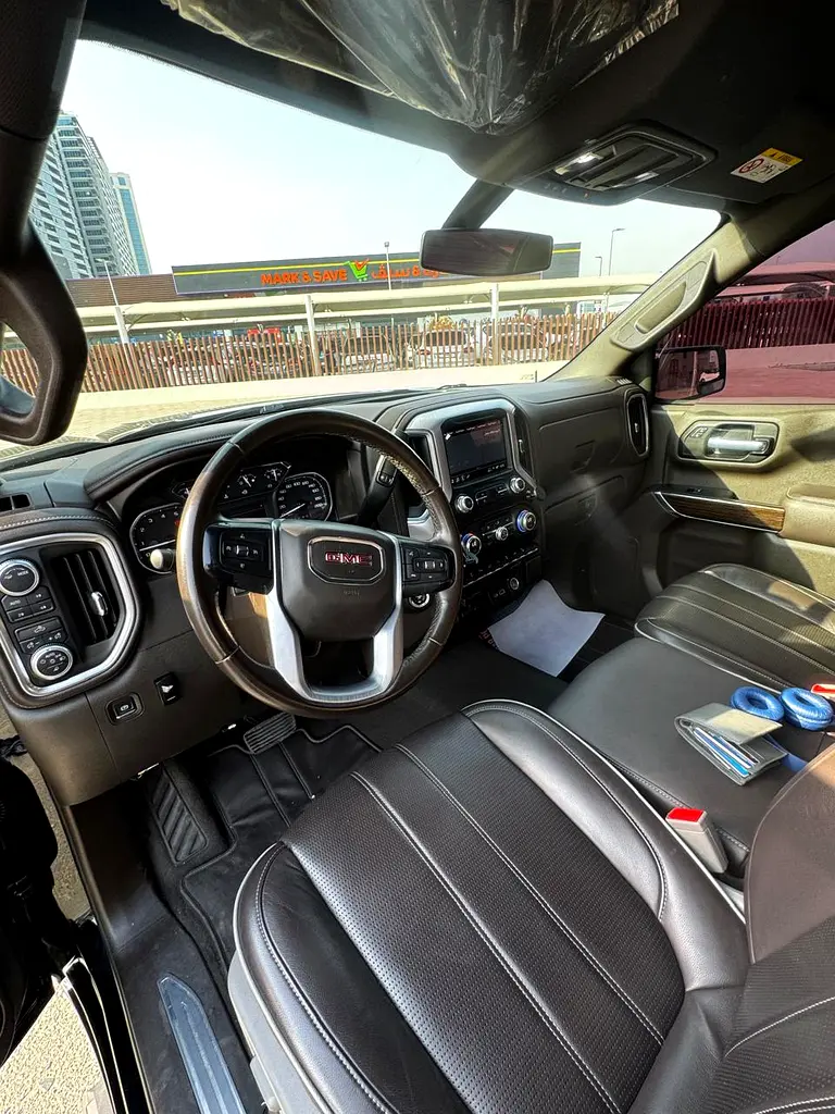 GMC SIERRA 2021 GCC IN PERFECT CONDITION - Image 19