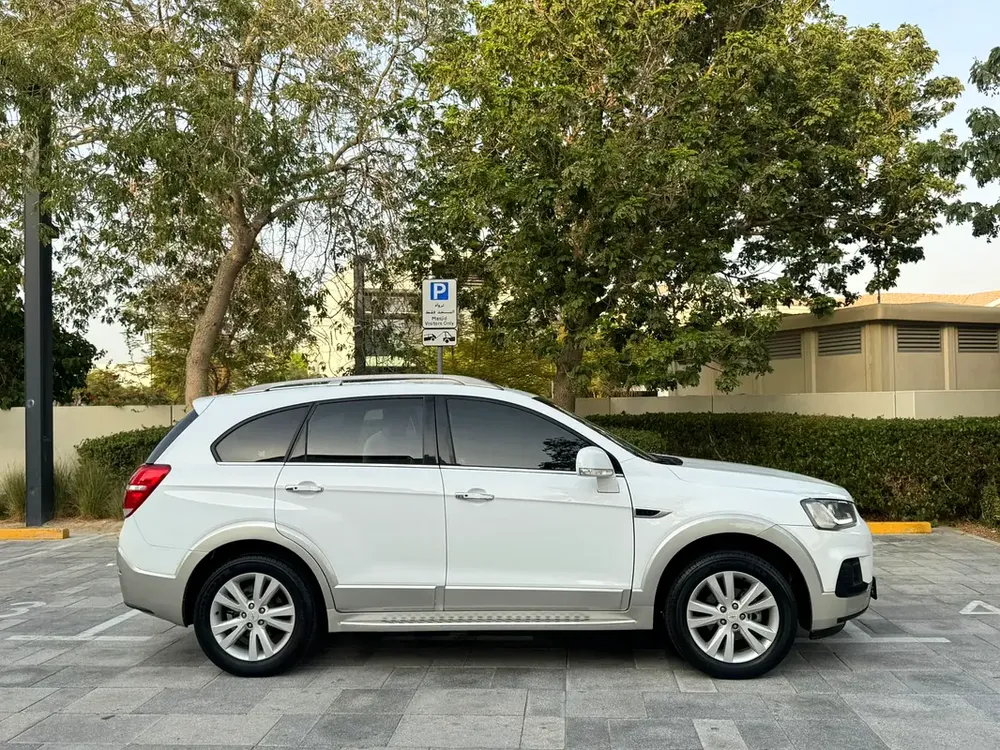 🔥 GCC 2016 Chevrolet Captiva LT 2.4L | Family SUV | Excellent Condition 🔥 - Image 4