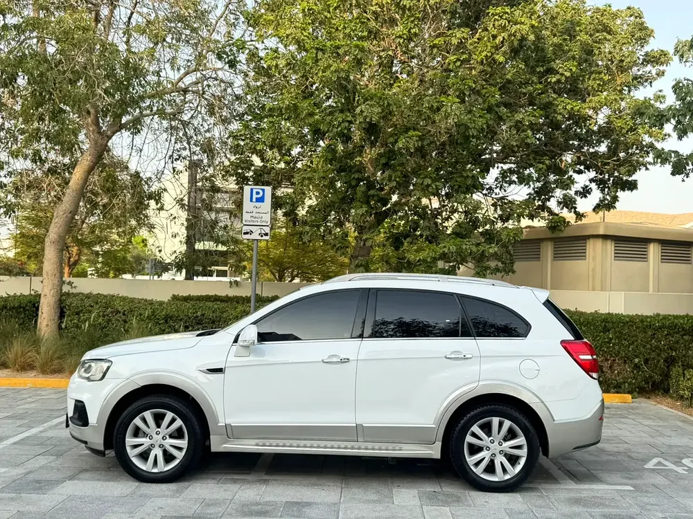 🔥 GCC 2016 Chevrolet Captiva LT 2.4L | Family SUV | Excellent Condition 🔥 - Image 5