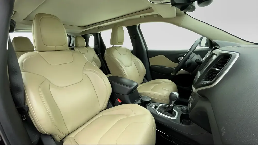 AED 713/month | 0 DP | Free 3 Months Warranty | Service History | 30 Day Return | JEEP CHEROKEE 2018 - Image 6