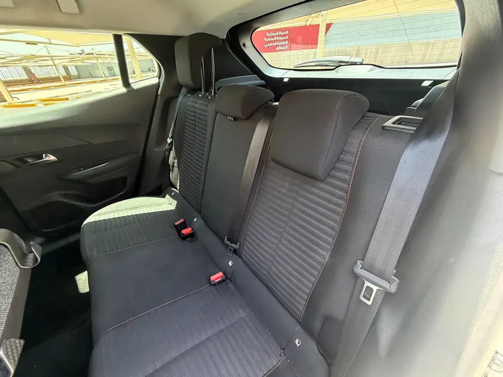Peugeot 2008 Active 2022 GCC Specs - Original Paint - No accidents - perfect condition - Image 11