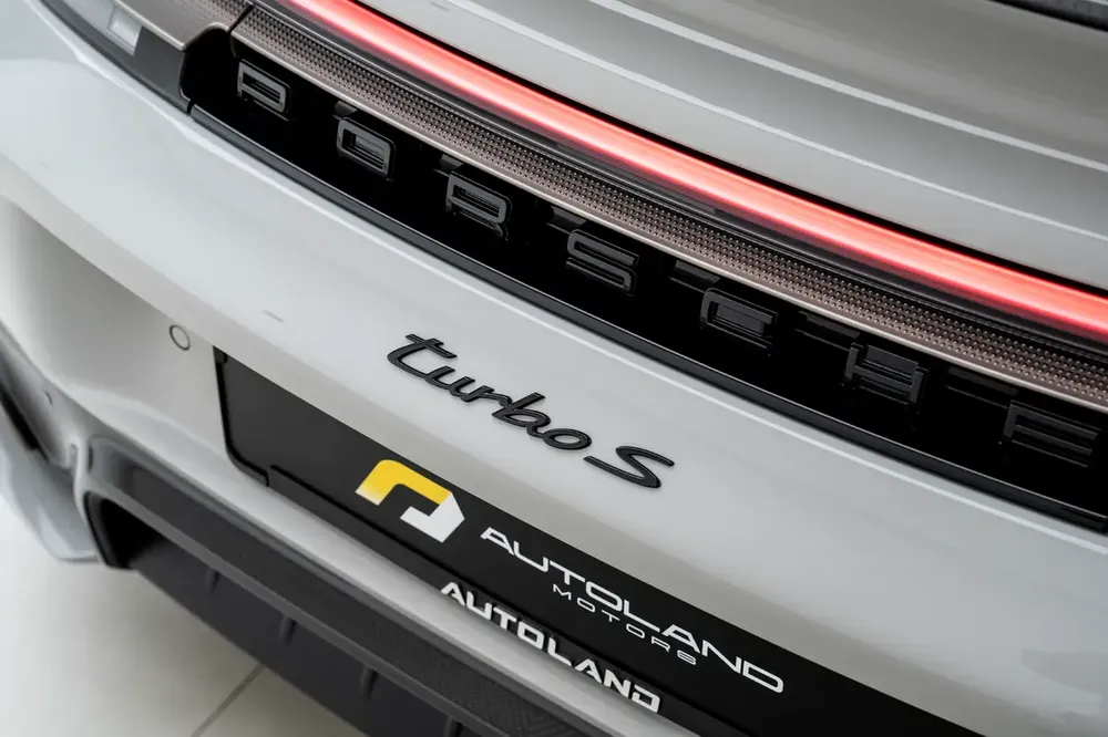 2026 PORSCHE 911 TURBO S | MAIN DEALER WARRANTY - Image 10