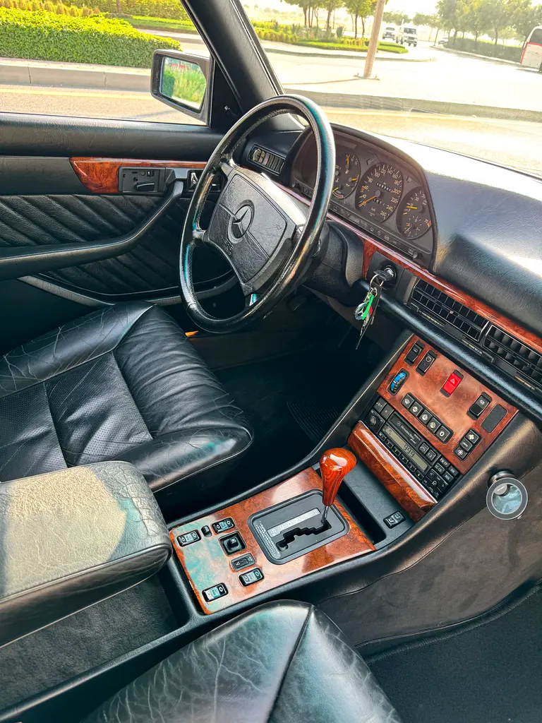 Mercedes 560 SEL 1991 Fully Serviced  Tested - Image 11