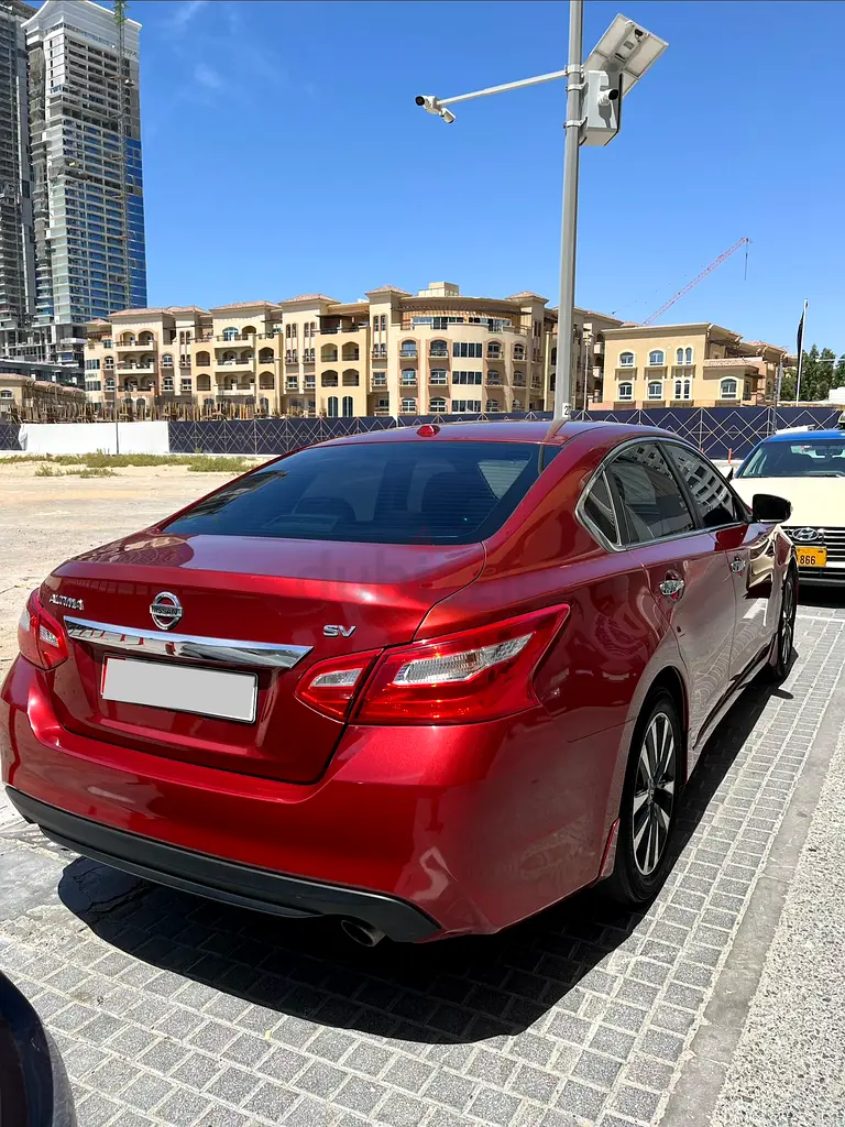 Nissan Altima 2016 SV - American Specs, Well Maintained - Image 5