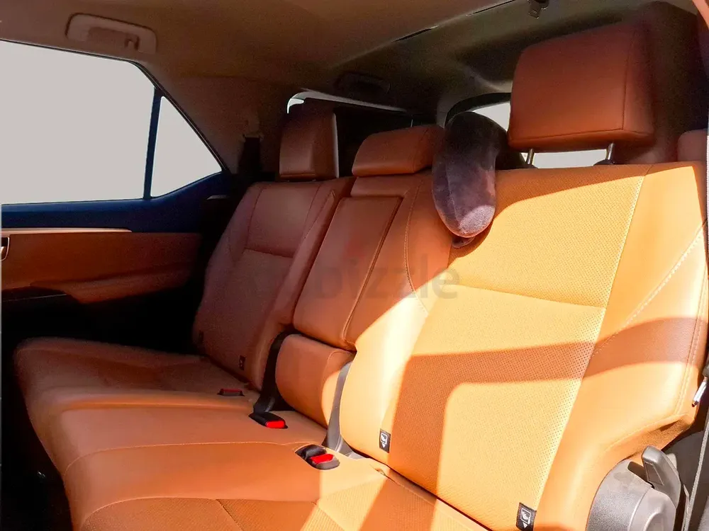 AED 1474/month | 2019 Toyota Fortuner  | GCC Specs | Ref#449690 - Image 13