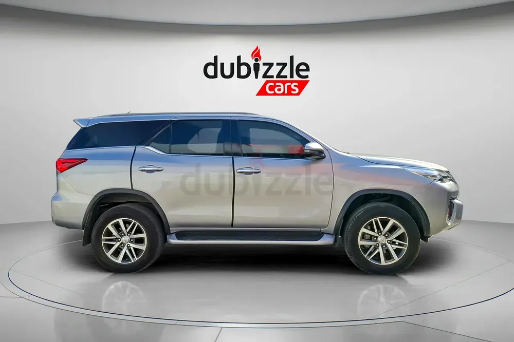 AED 1474/month | 2019 Toyota Fortuner  | GCC Specs | Ref#449690 - Image 4