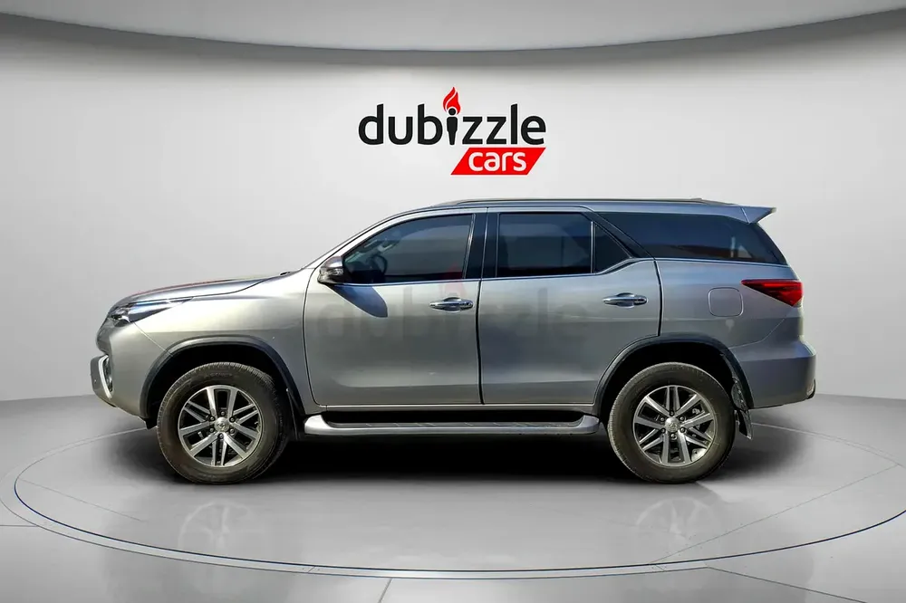 AED 1474/month | 2019 Toyota Fortuner  | GCC Specs | Ref#449690 - Image 5