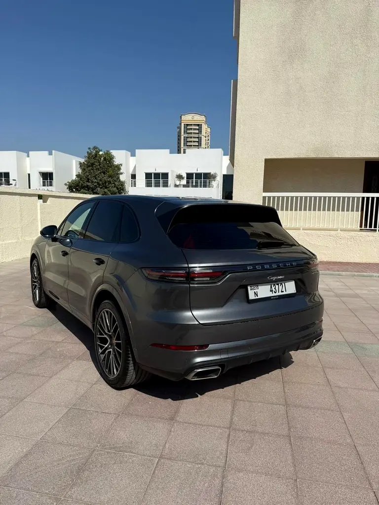 Porsche Cayenne Standard 2022 European Specs - Image 9