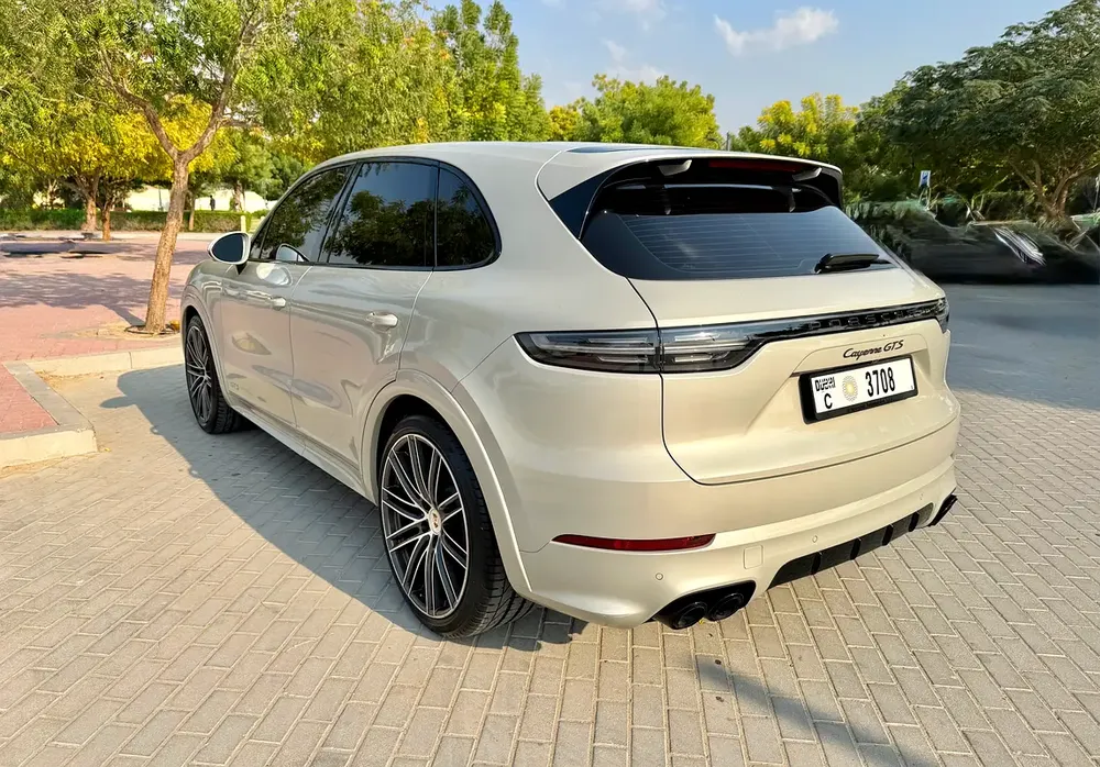 Porsche Cayenne GTS 2022 | GCC Specs | Under Porsche Warranty - Image 4